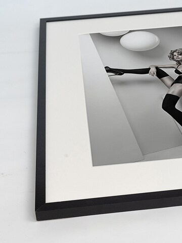Liv Corday Bild  'Black lingerie' in Schwarz