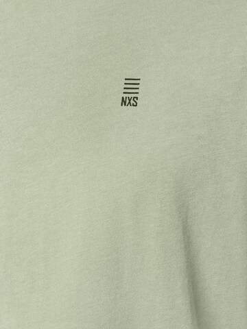 T-Shirt No Excess en vert