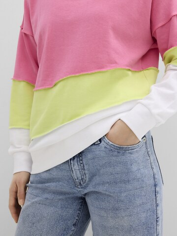 bonprix Sweatshirt in Blau