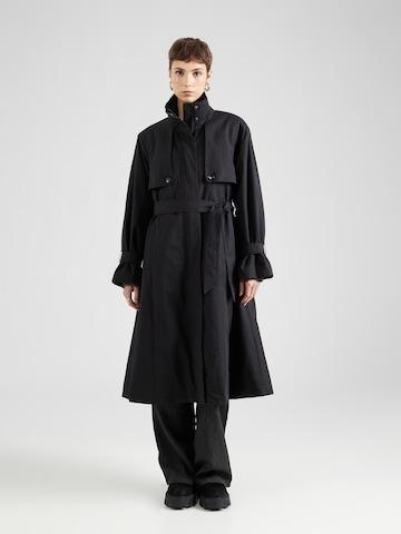 Claire Between-Seasons Coat 'Ombretta' in Black: front