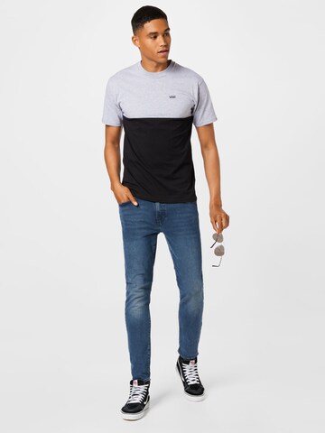 VANS Regular fit Тениска 'MN COLORBLOCK TEE' в сиво