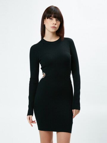 Robes en maille Influencer en noir : devant