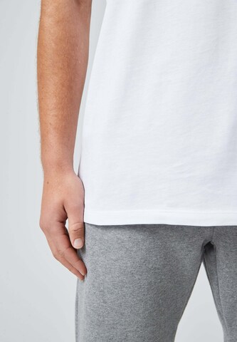 T-Shirt SNOCKS en blanc