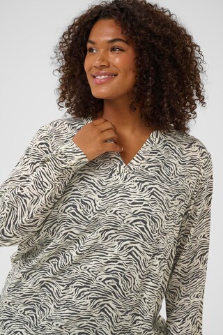KAFFE CURVE Blus 'KCDiana' i svart