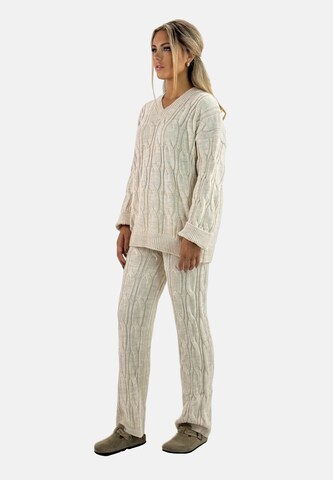 Tenue d'intérieur Elara en beige