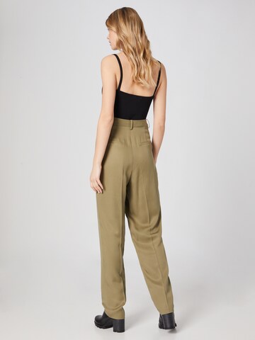 Loosefit Pantaloni con pieghe 'Lea' di Guido Maria Kretschmer Women in verde