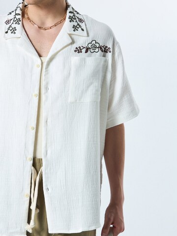 VAMOS CLO Comfort fit Overhemd in Beige