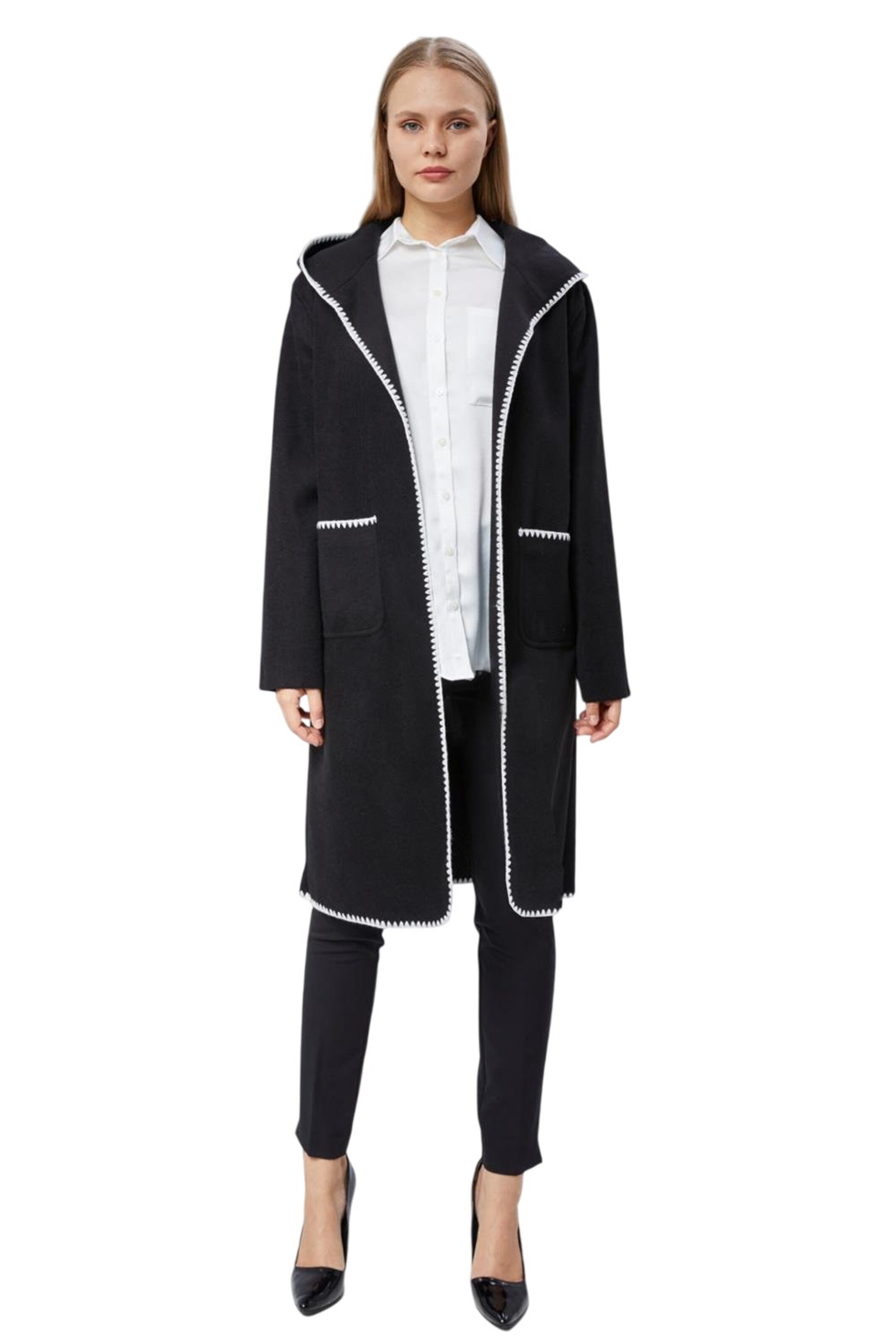 HOME STORE Mantel in Schwarz: Vorderseite