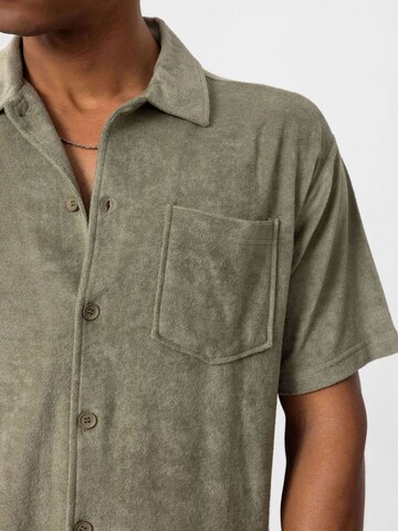 Antioch Regular fit Button Up Shirt in Green