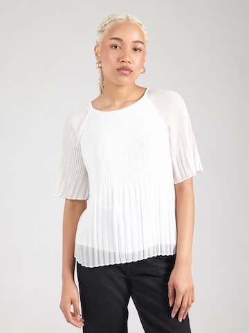 s.Oliver Blouse in White: front