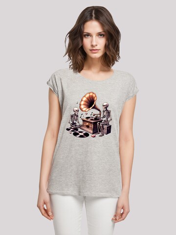 T-shirt 'Gothic Skeleton Vintage Vinyl Plattenspieler' F4NT4STIC en gris : devant