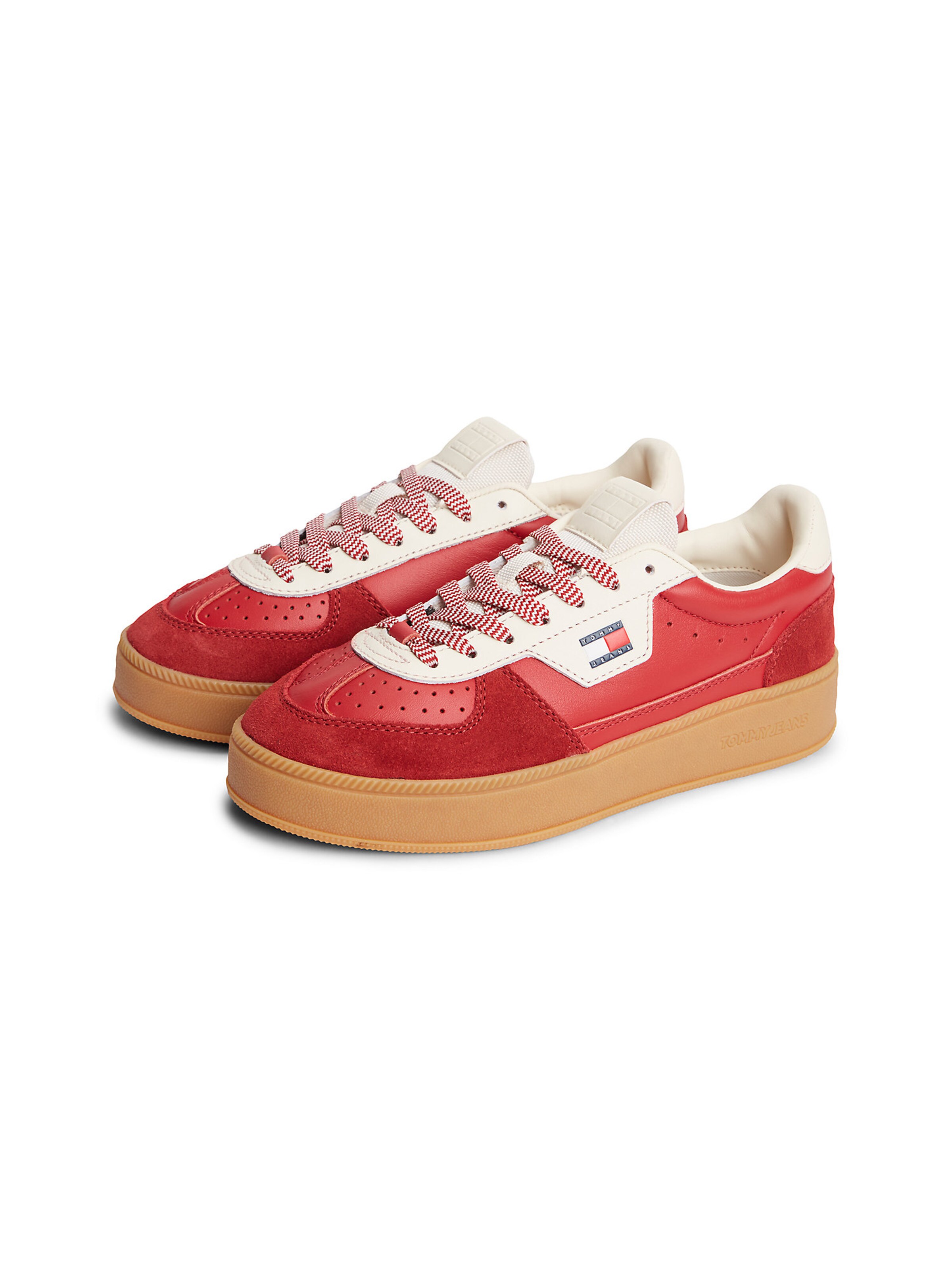Baskets basses 'The Greenwich' Tommy Jeans en rouge