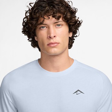 NIKE Funktionsshirt 'Solar Chase' in Grau