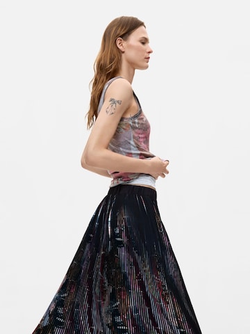 Desigual Hame värissä musta