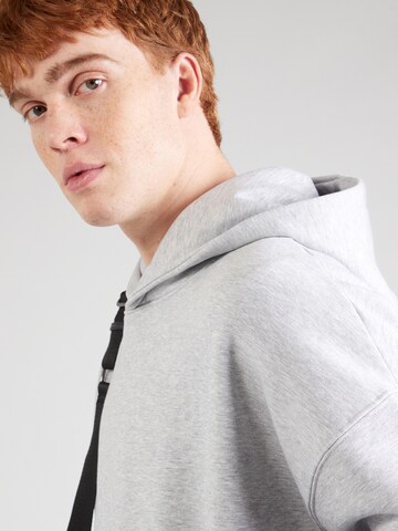 TOPMAN Sweatshirt in Grau