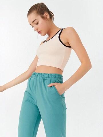 Tommy Life Top in Beige