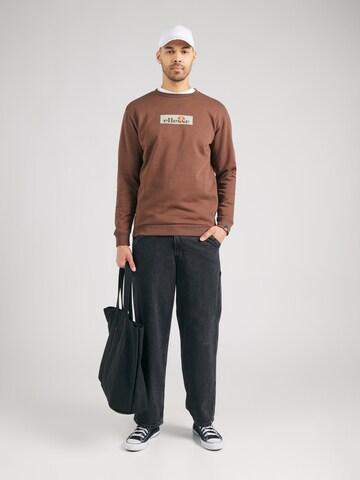 ELLESSE Sweatshirt 'Tablido' in Bruin