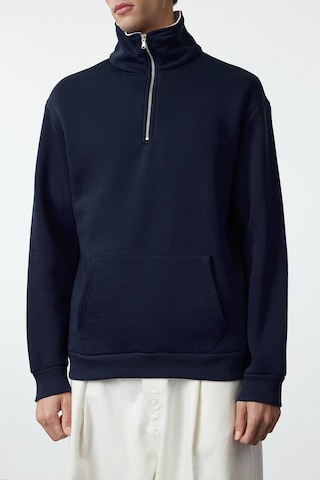 Trendyol Sweatshirt i blå