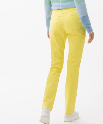 BRAX Regular Chino 'Carola' in Geel