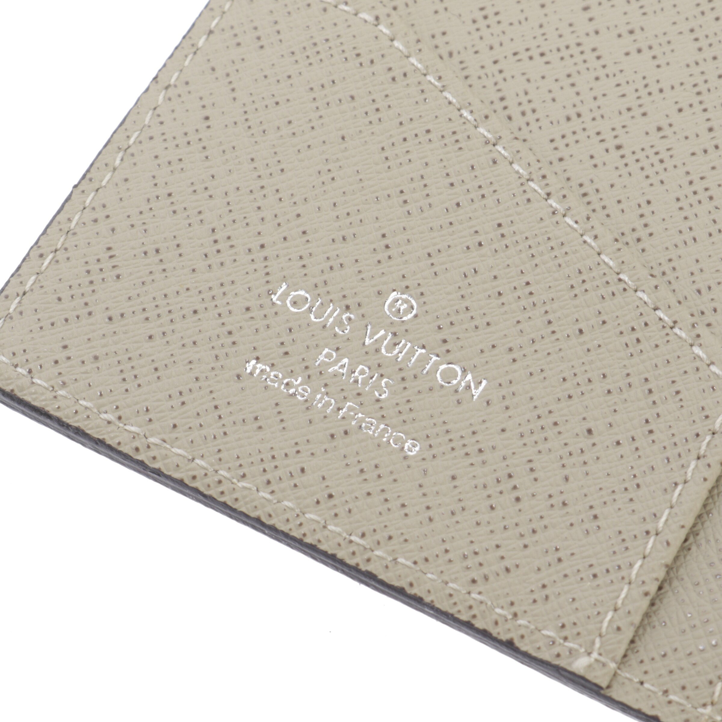 Louis Vuitton Small Leather Goods in One size in Brown