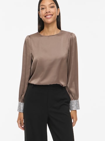 VILA - Blusa 'VISOFIE' en marrón