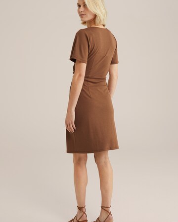 WE Fashion Платье в Коричневый