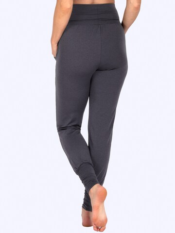 Magadi Regular Workout Pants 'Paula' in Grey