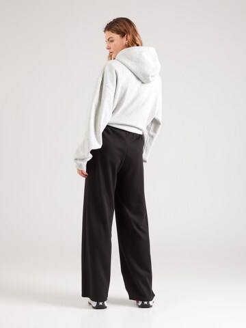 ONLY Wide Leg Housut värissä musta