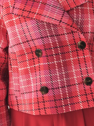 sarkans TATUUM Starpsezonu jaka 'MALIBAKA'