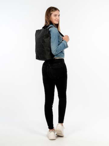 Suri Frey Backpack 'SURI Sports Jessy-Lu' in Black: front
