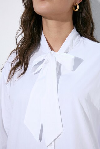 Ulla Popken Blouse in White