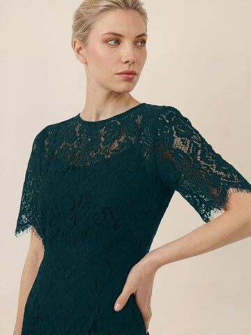 APART Kleid in Grün