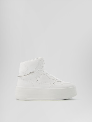 Bershka Sneakers high i hvit