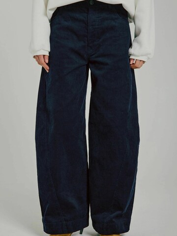 NORR Wide leg Pants ' Casandra ' in Blue: front