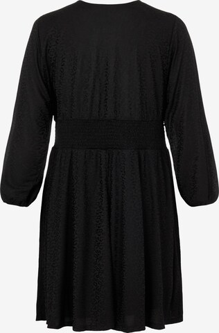 Vila Curve - Vestido 'Stevia' en negro