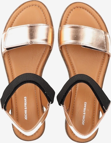 Jochie & Freaks Sandalen in Goud