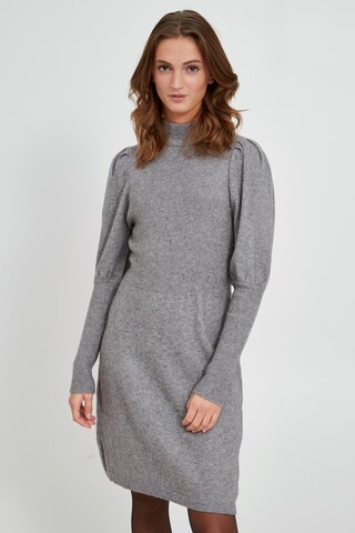 b.young Strickkleid 'NONINA 2' in Grau: Vorderseite