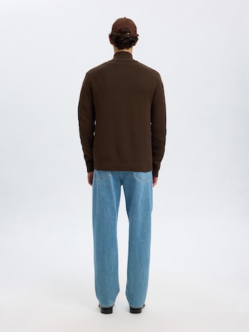 SELECTED Cardigan i brun