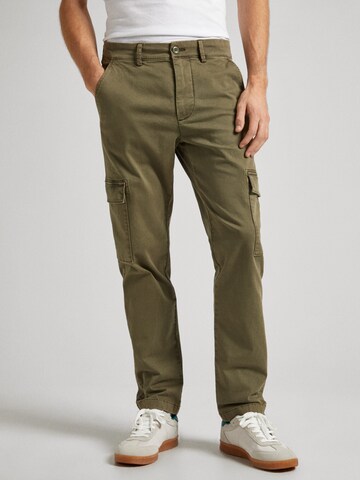 Pepe Jeans Slim fit Cargo Pants in Green: front