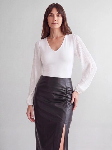 Tricou body 'Cassandra' de la Guido Maria Kretschmer pe alb: față