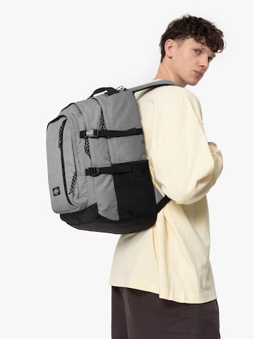 Sac à dos 'Volker Pro' EASTPAK en gris