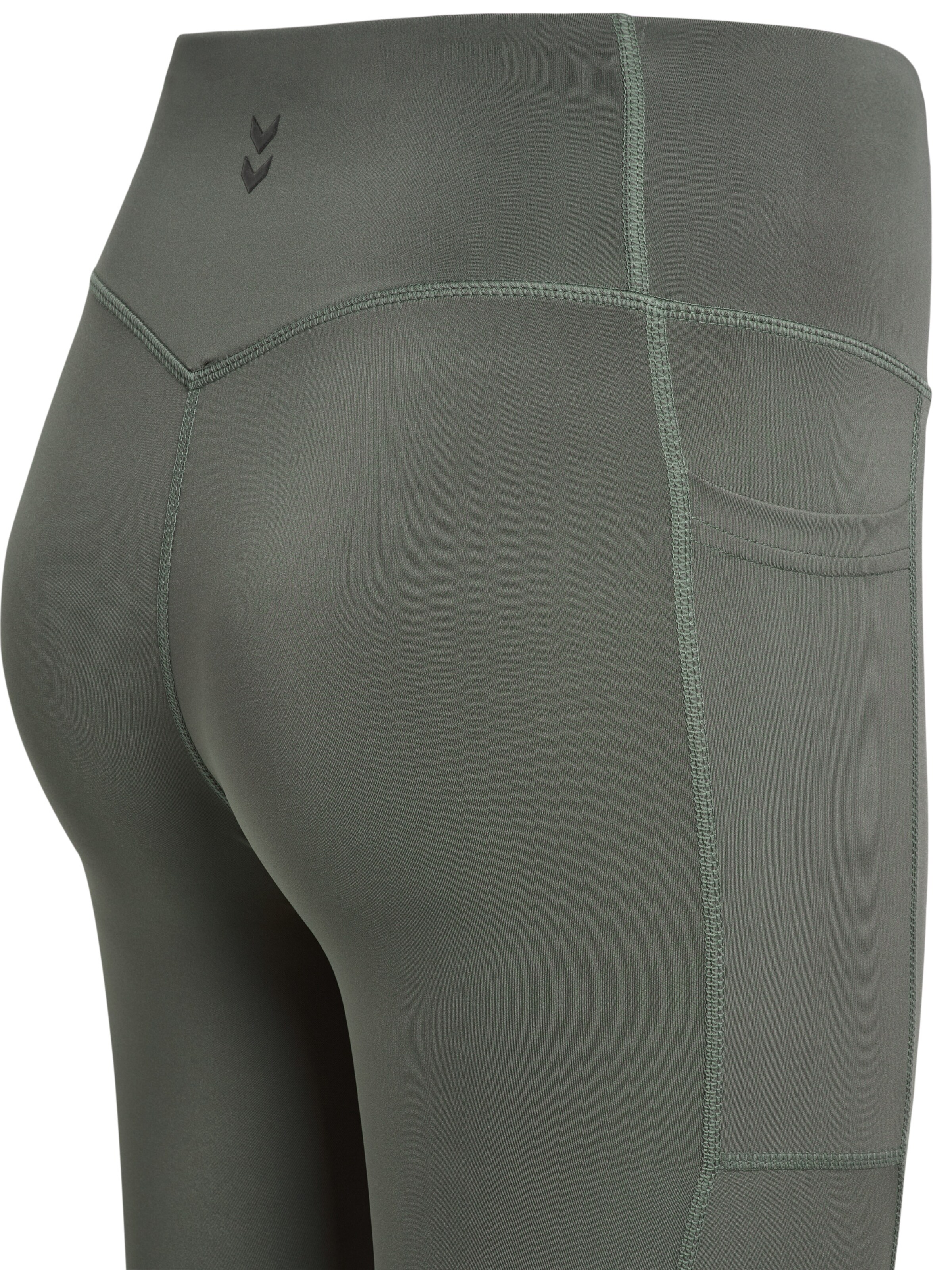 Hummel Skinny Sports trousers in Green