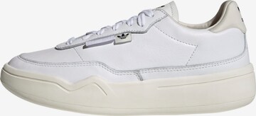 Baskets basses 'Her Court' ADIDAS ORIGINALS en blanc