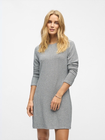 Rochie de la OBJECT pe gri: față