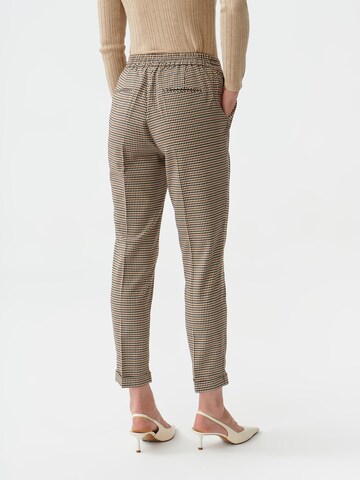 TATUUM Regular Trousers with creases in Brown