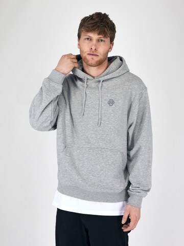 Sweat-shirt 'ESSENTIAL' Magdeburg Los Angeles en gris