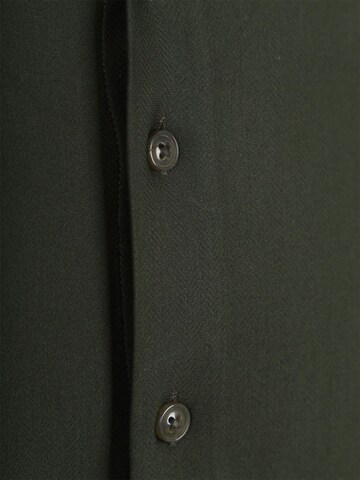 Coupe regular Chemise R2 Amsterdam en vert