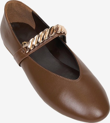 Desa Ballet Flats 'Ballerinen' in Brown: front
