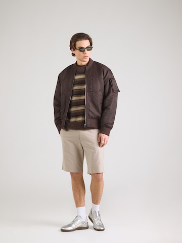 Iriedaily Szabványos Chino nadrág 'Golfer Chambray' - bézs