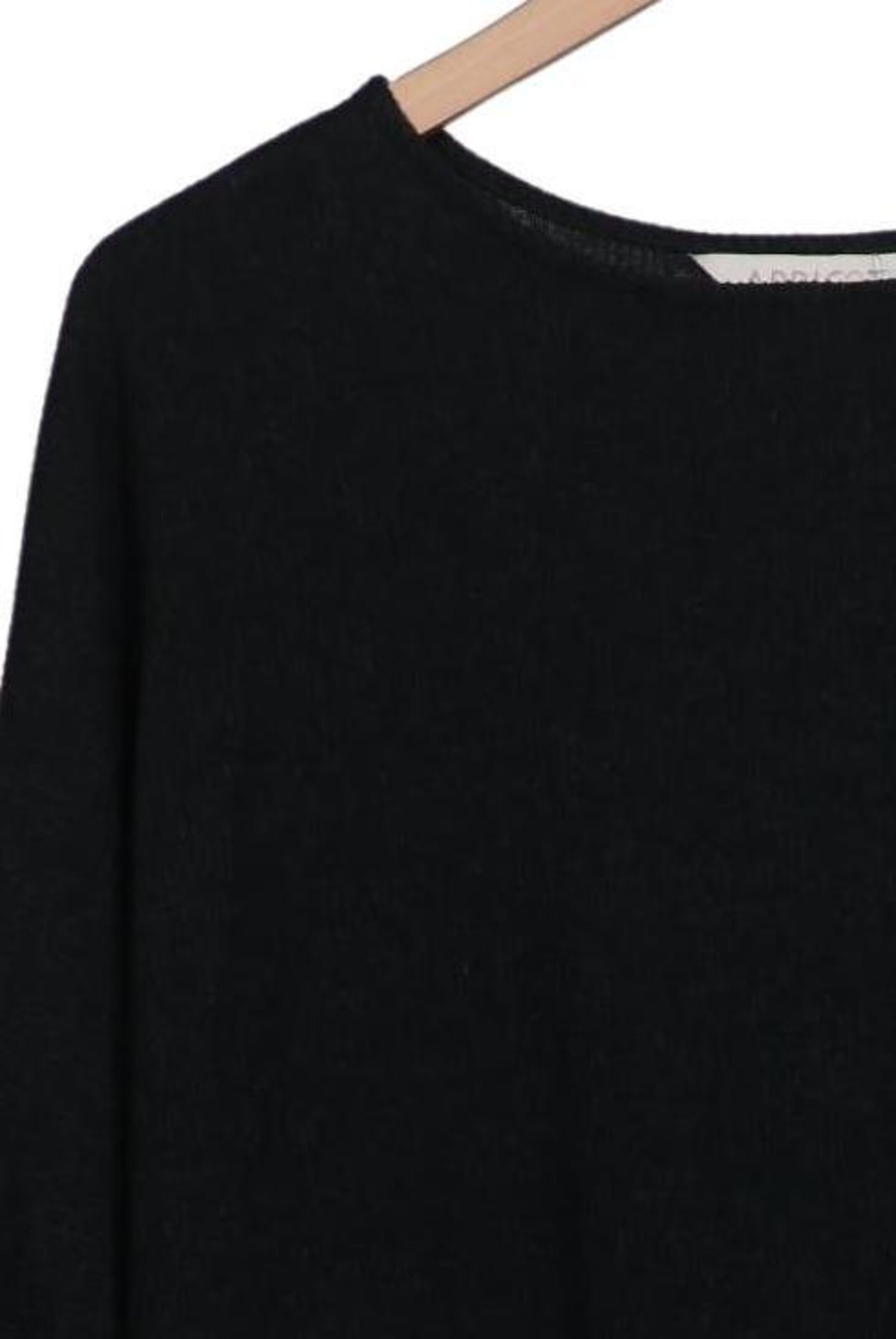Aprico Sweater & Cardigan in M in Black
